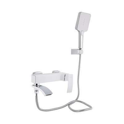 Смеситель для ванны Qtap Swan Cascada с поворотным изливом (c душевым гарнитуром) QTSWA260CRW45569 Chrome/White
